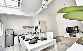 Villa La Mansion Lembang - 2Br For 2-6 Guest Stay